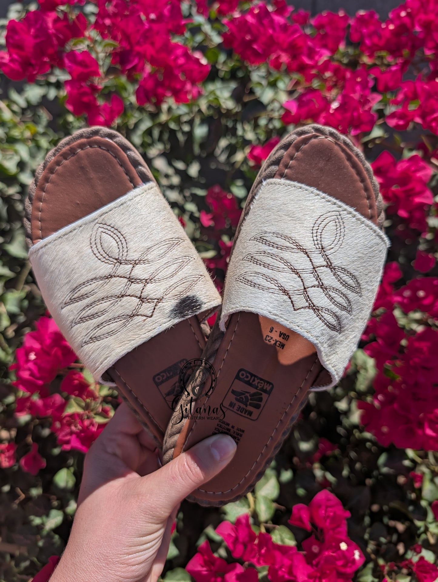 Western Stitch Cowhide Sandals